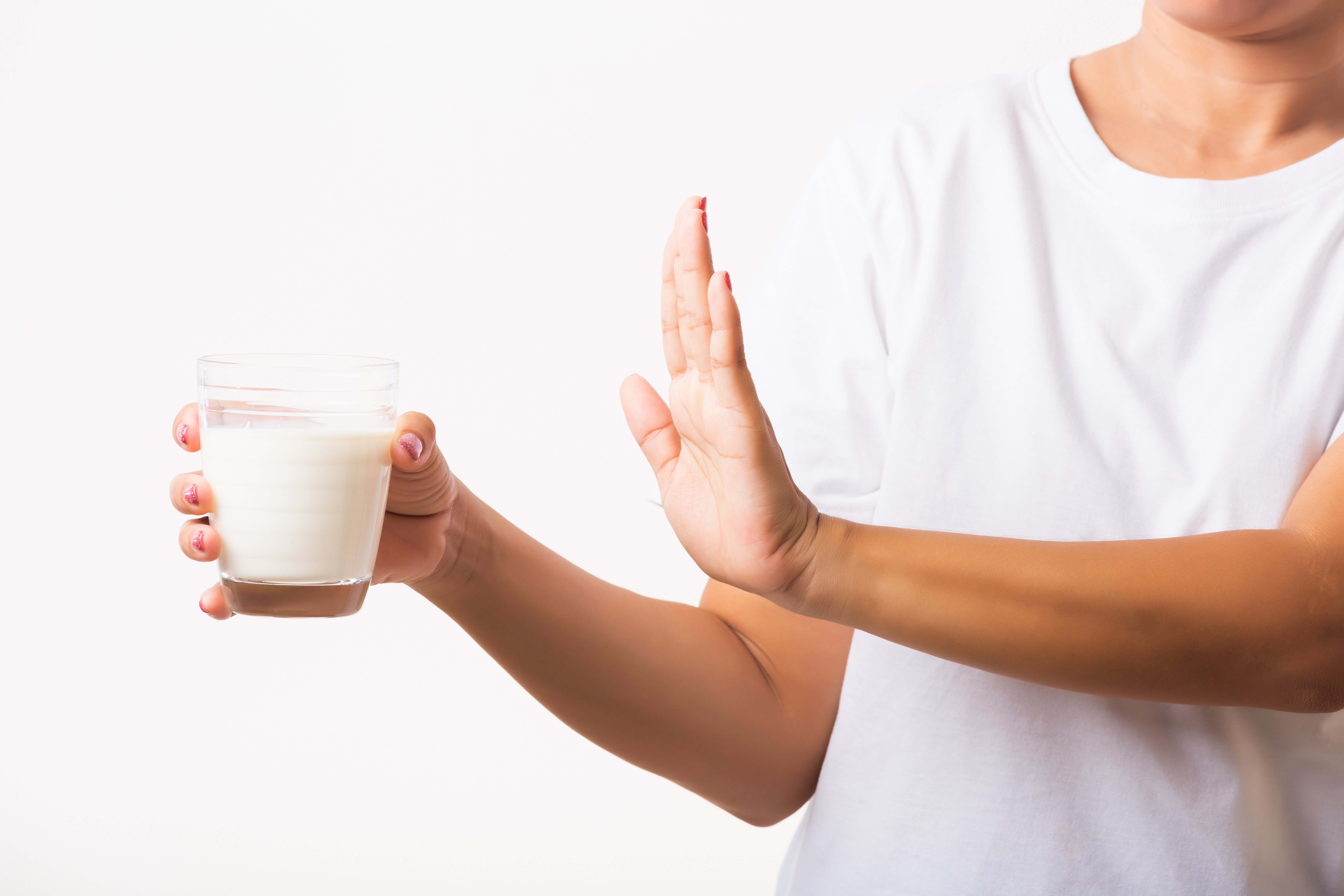 donna latte intolleranza al lattosio